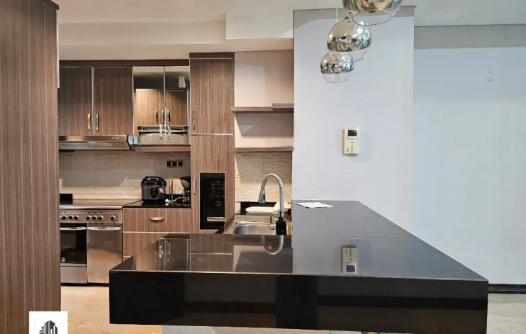 2 BR Private Lift Modern Interior Berukuran Besar 2