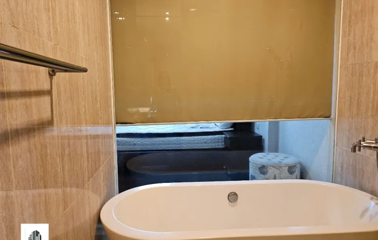 2 BR Private Lift Modern Interior Berukuran Besar 19