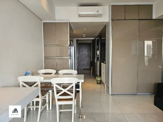 Apartemen Dijual Studio Berukuran Besar Memiliki Balkon 4 watermark_1772179037334