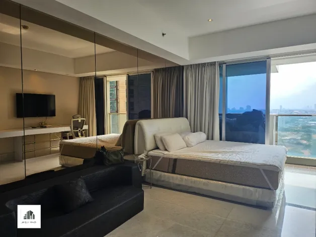 Apartemen Dijual Studio Berukuran Besar Memiliki Balkon 1 watermark_1772179187602