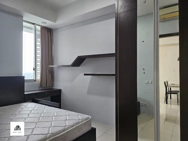 Apartemen Disewa 2 BR Empire Kemang Village Residence 3 watermark_1772198281177