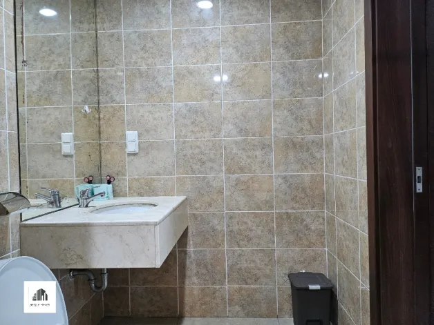 Apartemen Disewa 2 BR Kemang Village Interior Klasik 6 watermark_1772198646831