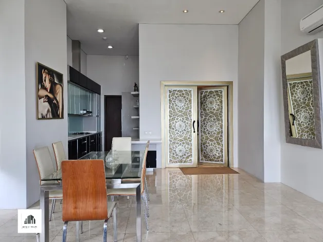 Apartemen Disewa 3 BR Private Lift Mini Penthouse Kemang Village Residence 3 watermark_1772456928426