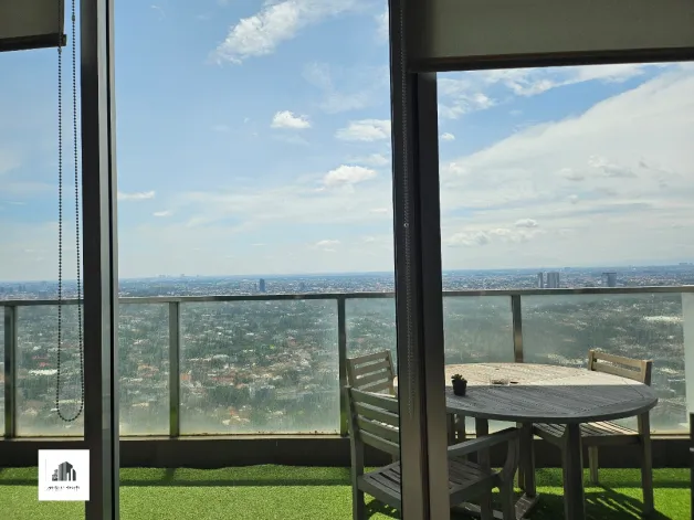 Apartemen Disewa 3 BR Private Lift Mini Penthouse Kemang Village Residence 4 watermark_1772457119065