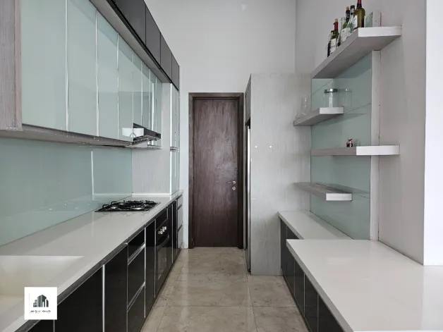 Apartemen Disewa 3 BR Private Lift Mini Penthouse Kemang Village Residence 5 watermark_1772457162885