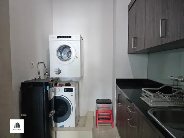 Apartemen Disewa 3 BR Private Lift Mini Penthouse Kemang Village Residence 7 watermark_1772457691891