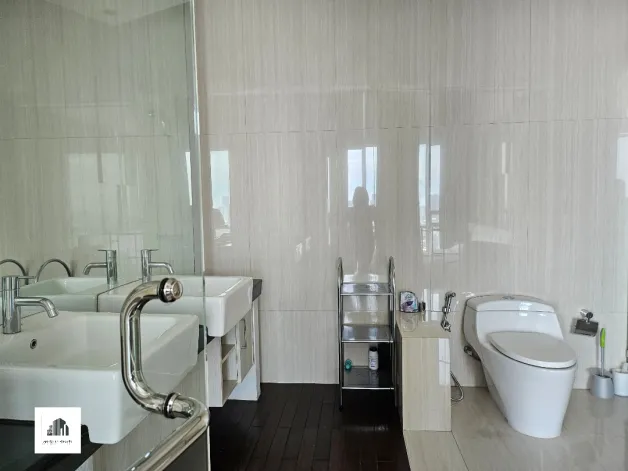 Apartemen Disewa 3 BR Private Lift Mini Penthouse Kemang Village Residence 19 watermark_1772458570554