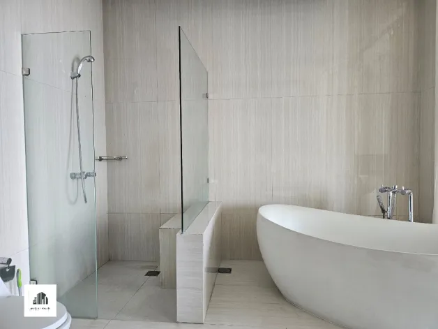 Apartemen Disewa 3 BR Private Lift Mini Penthouse Kemang Village Residence 20 watermark_1772458647223