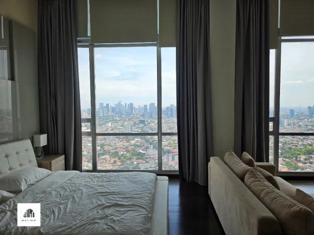 Apartemen Disewa 3 BR Private Lift Mini Penthouse Kemang Village Residence 22 watermark_1772458786572