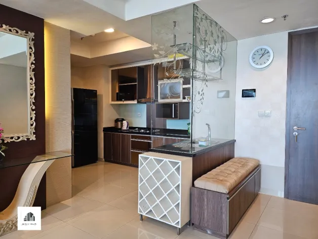 Apartemen Disewa 2 BR Empire Kemang Village Tipe Besar Interior Klasik Modern 6 watermark_1776951712068