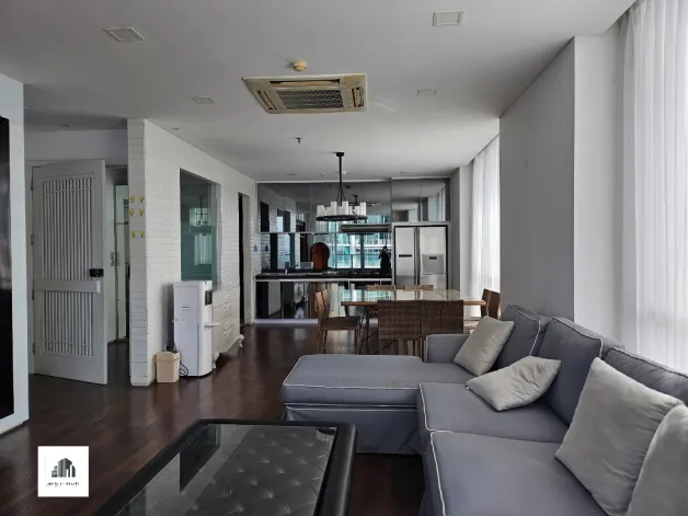 Apartemen Disewa 3 BR Tiffany Kemang Village Modern Interior 5 watermark_1778424090849