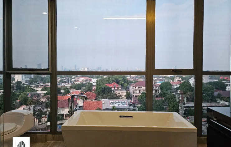 Bloomington Kemang Village 4 BR Lantai Rendah 11